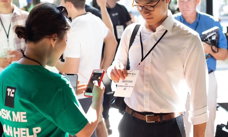 داوطلب در اختلال 2025 در حالی که هنوز هم می توانید