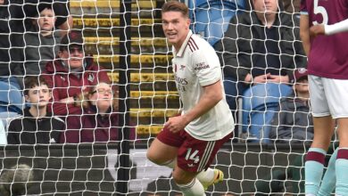 ویکتور گیوکرس مهاجم: میکل آرتتا از نظر سبک بازی آرسنال یک "مدیر عالی" است.