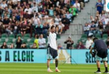 لیونل مسی در تمرین آرژانتین در اسپانیا جمعیت زیادی را به خود جذب کرد و از او تشکر کرد: من اینجا نبودم…