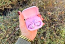 Powerbeats Fit کمی آشناست