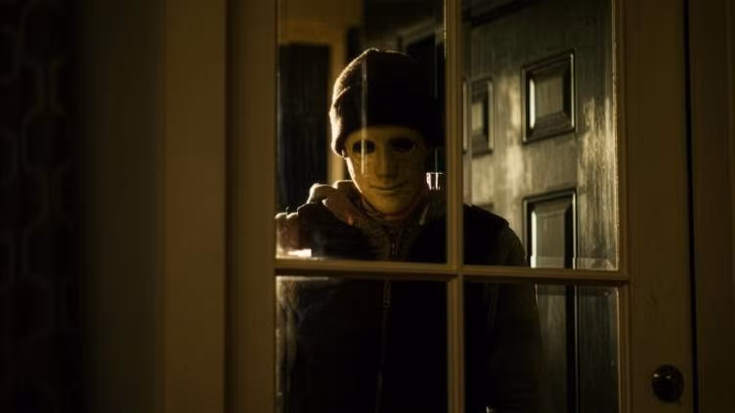 عکس ثابتی از Hush (2016).