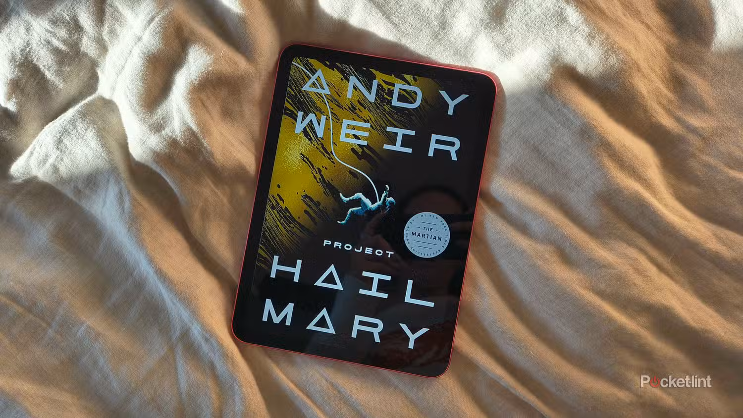 پروژه Hail Mary در iPad. 