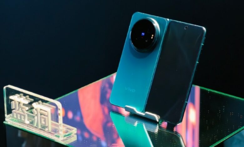 Vivo X Fold 6 با مدیاتک Dimensity 9500 SoC، صفحه نمایش تاشو M14 سامسونگ، باتری 7000 میلی آمپر ساعتی معرفی شد