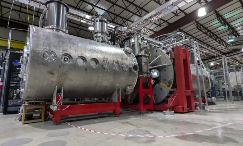 Realta Fusion's device sits in a large warehouse-like building.